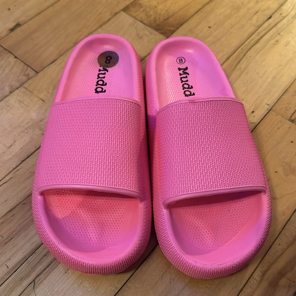 Mudd Women's Slide Sandals Fuchsia Size 8 - Picture 5 of 5